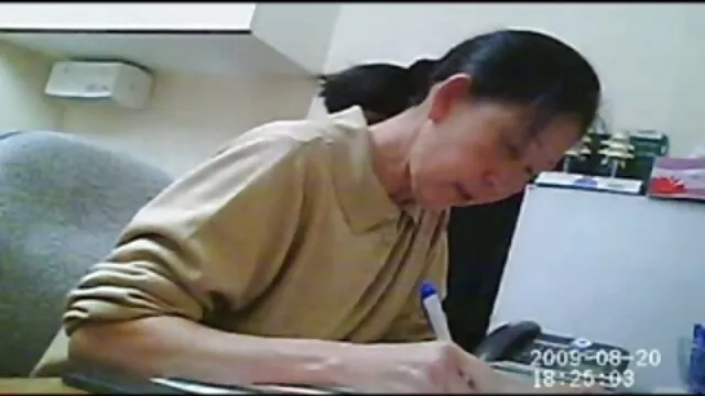 灵活的蛇安吉 成熟的妻子的照片