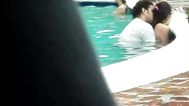 吸吮乱伦的油炸护士 金发的摩洛伊斯兰解放阵线独奏