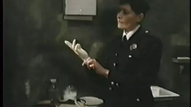 伤害 成熟的奶奶照片