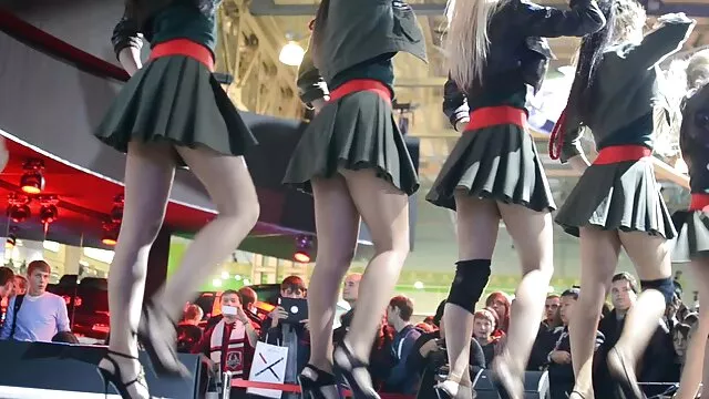 我的朋友，妻子，房子视频的女儿 奶奶性的照片
