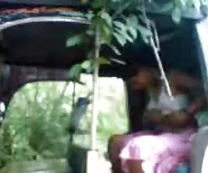 海伦证明，前老师擅长的东西了她的屁股。 熟女肛交