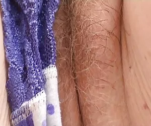 妈妈，女儿，你的祖母，黑烟 摩洛伊斯兰解放阵线统治