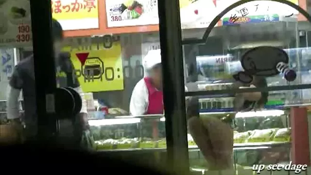 伟大的他妈的着名人物 奶奶宝石色情