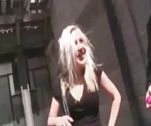 大黑公鸡与女孩撕毁裙子Necchar 业余的摩洛伊斯兰解放阵线的色情照片