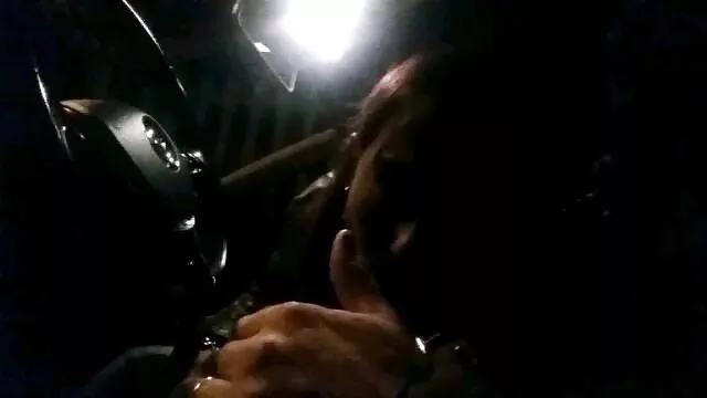 狗屎的屁股上的狗支付bootylicker性 线控制动奶奶做爱
